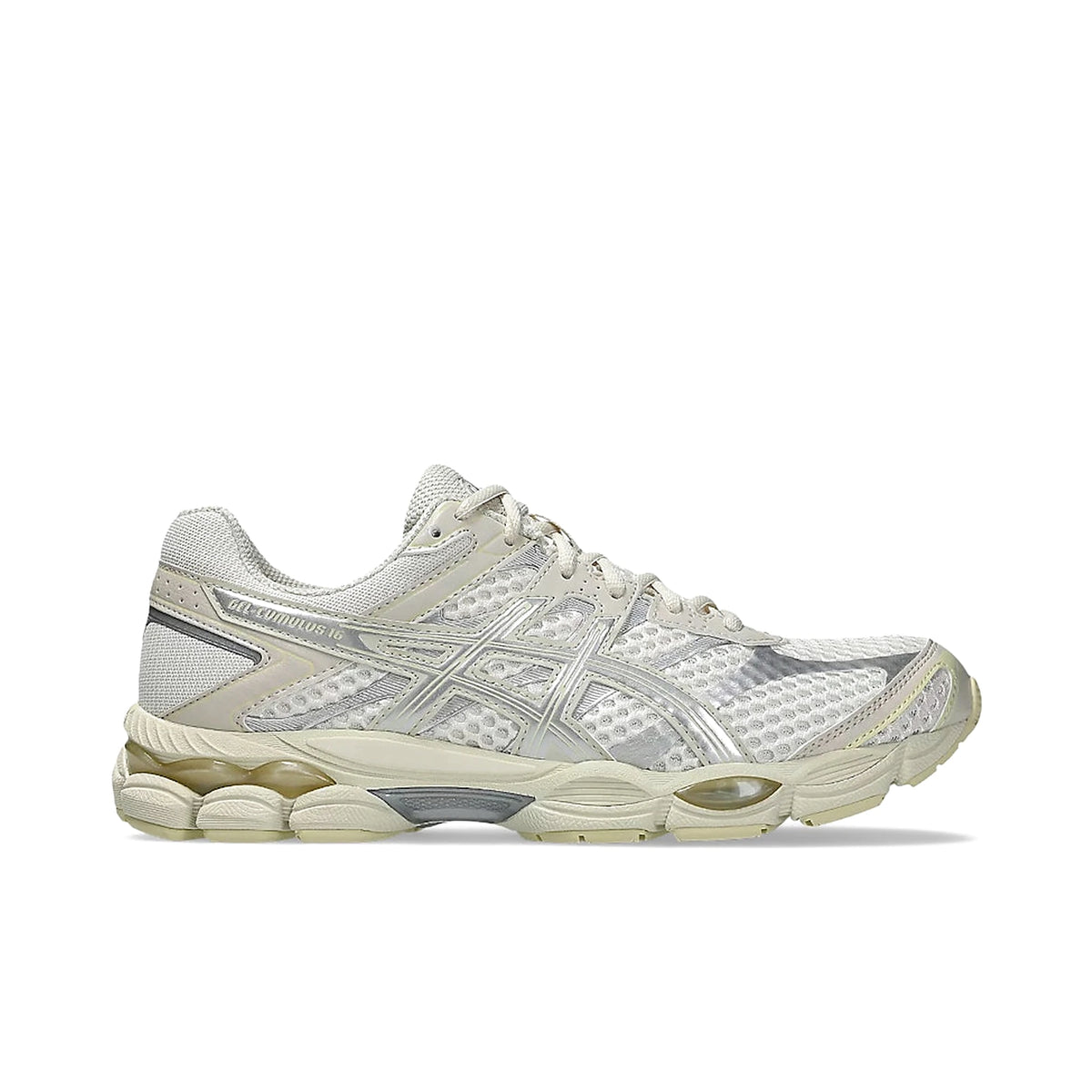ASICS Gel-Cumulus 16 sneaker in cream and pure silver mesh