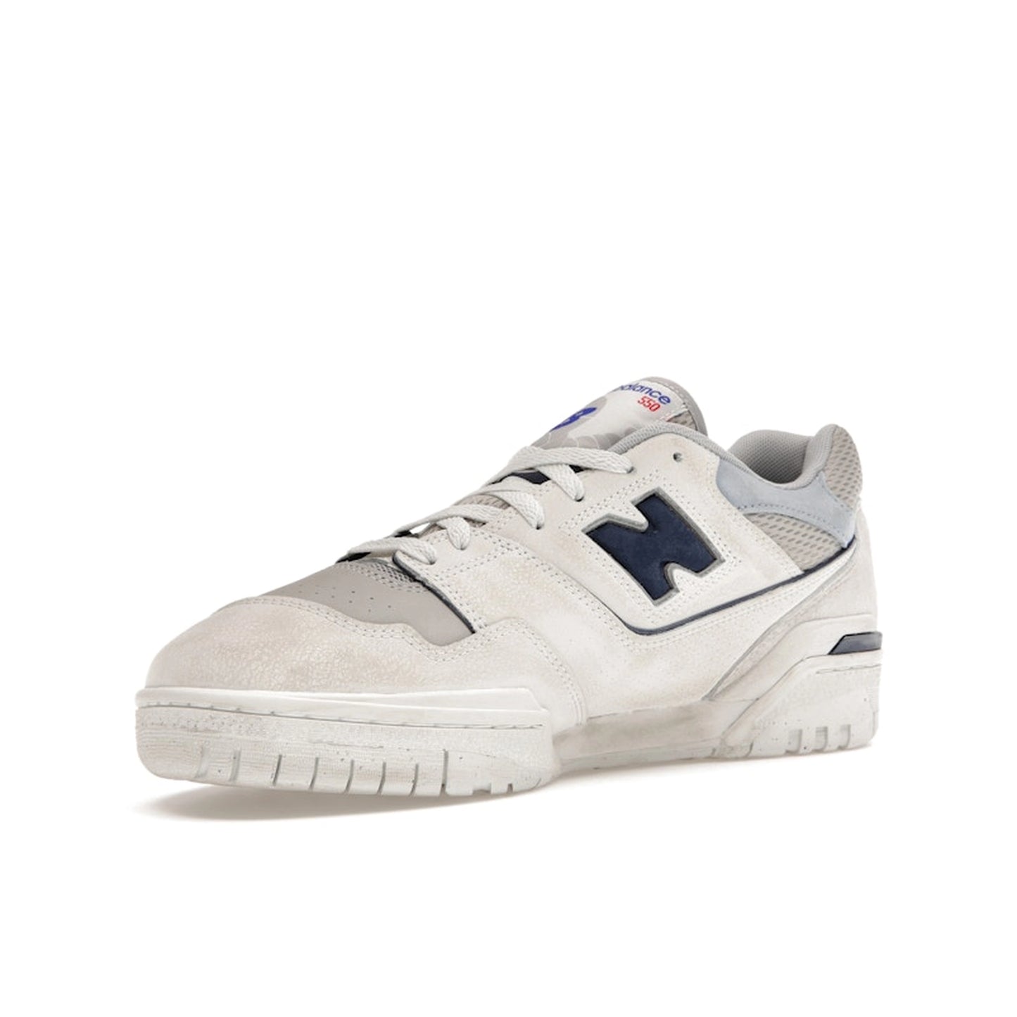 New Balance 550 sneakers, front view, model BB550GD1 in grey with white details.