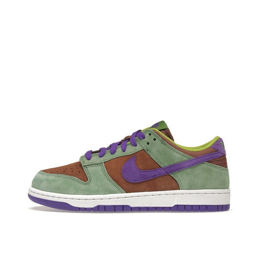 Nike Dunk Low Veneer 2020-2024 sneakers, side view, model DA1469-200 in brown, green, and purple.