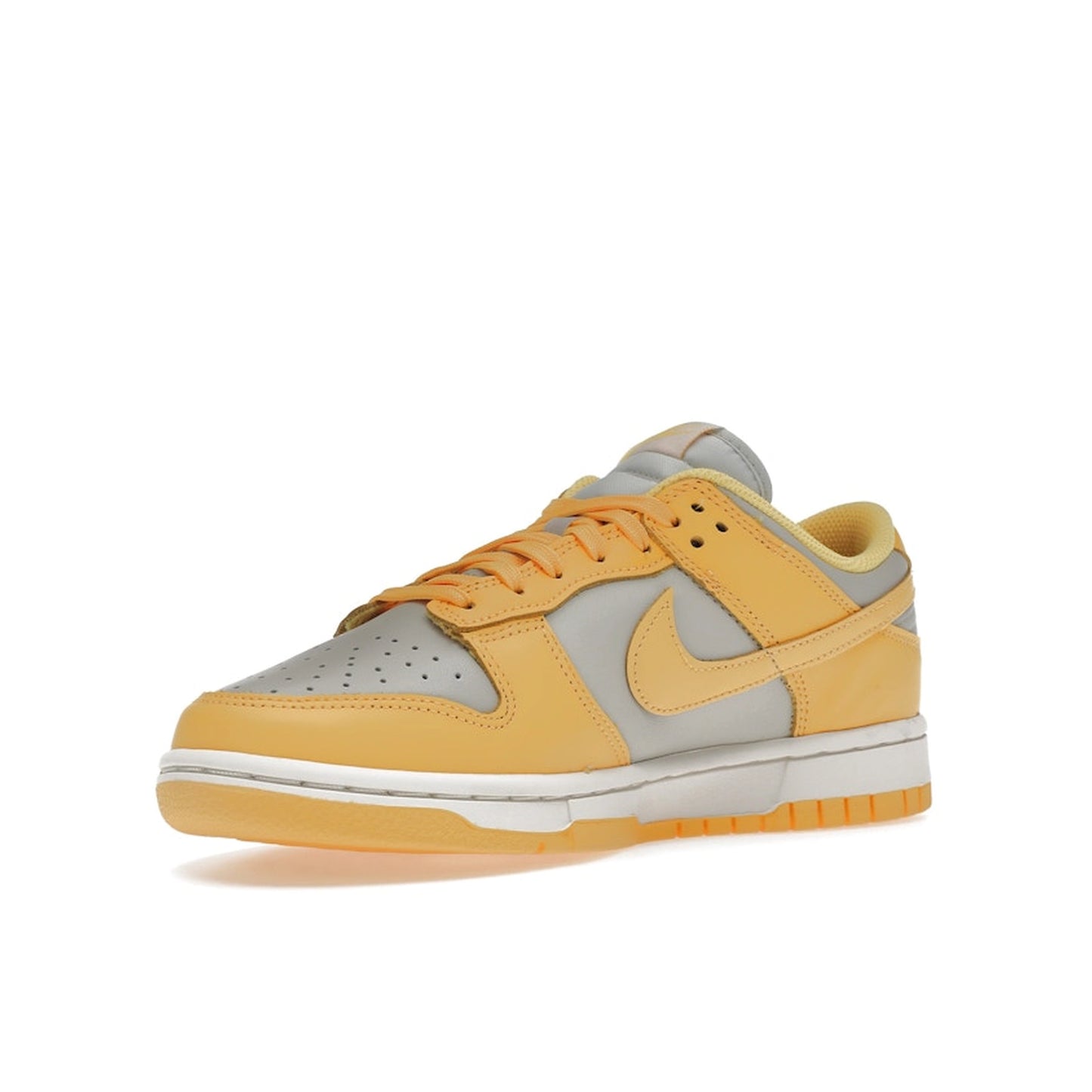 Nike Dunk Low sneakers, front view, model DD1503-002, in Citron Pulse, grey and yellow, women's.
