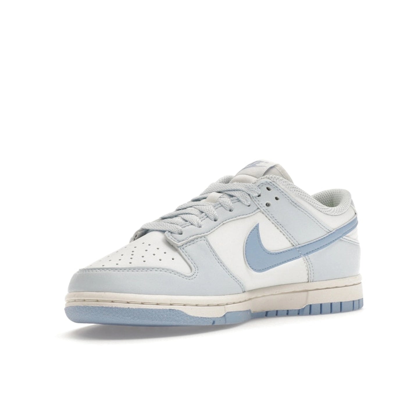 Nike Dunk Low Next Nature Women's sneakers, front view, model DD1873-400, in blue tint with a sleek finish.