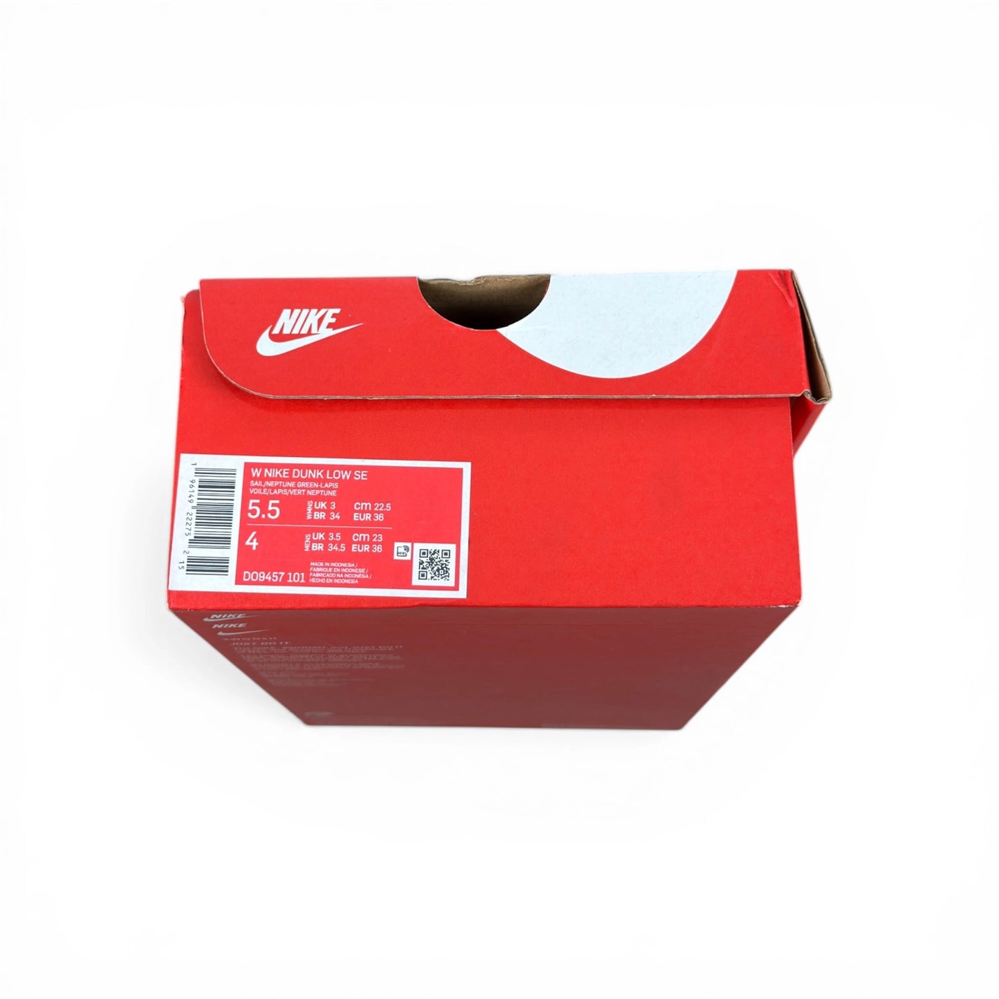 Nike Dunk Low SE 85 Neptune Green (Women’s) DO9457-101 – EU 36, brand new with original box