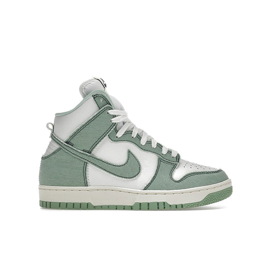 Nike Dunk High 1985 women's shoes in enamel green with summit white accents