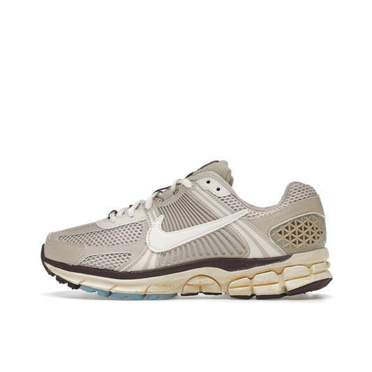 Nike Zoom Vomero 5 Women's sneakers, side view, model FB8825-111 in oatmeal with beige and white details.