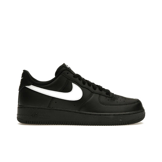 Nike Air Force 1 Low '07 in black and white leather