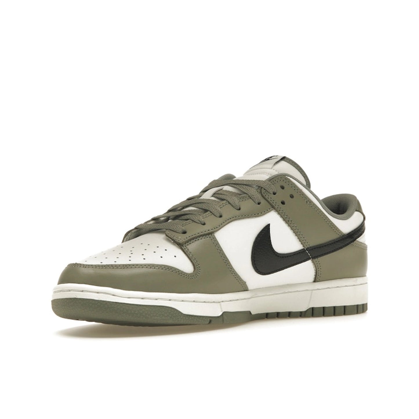 Nike Dunk Low NBA Paris sneakers, front view, model FZ4624-001 in grey and white.