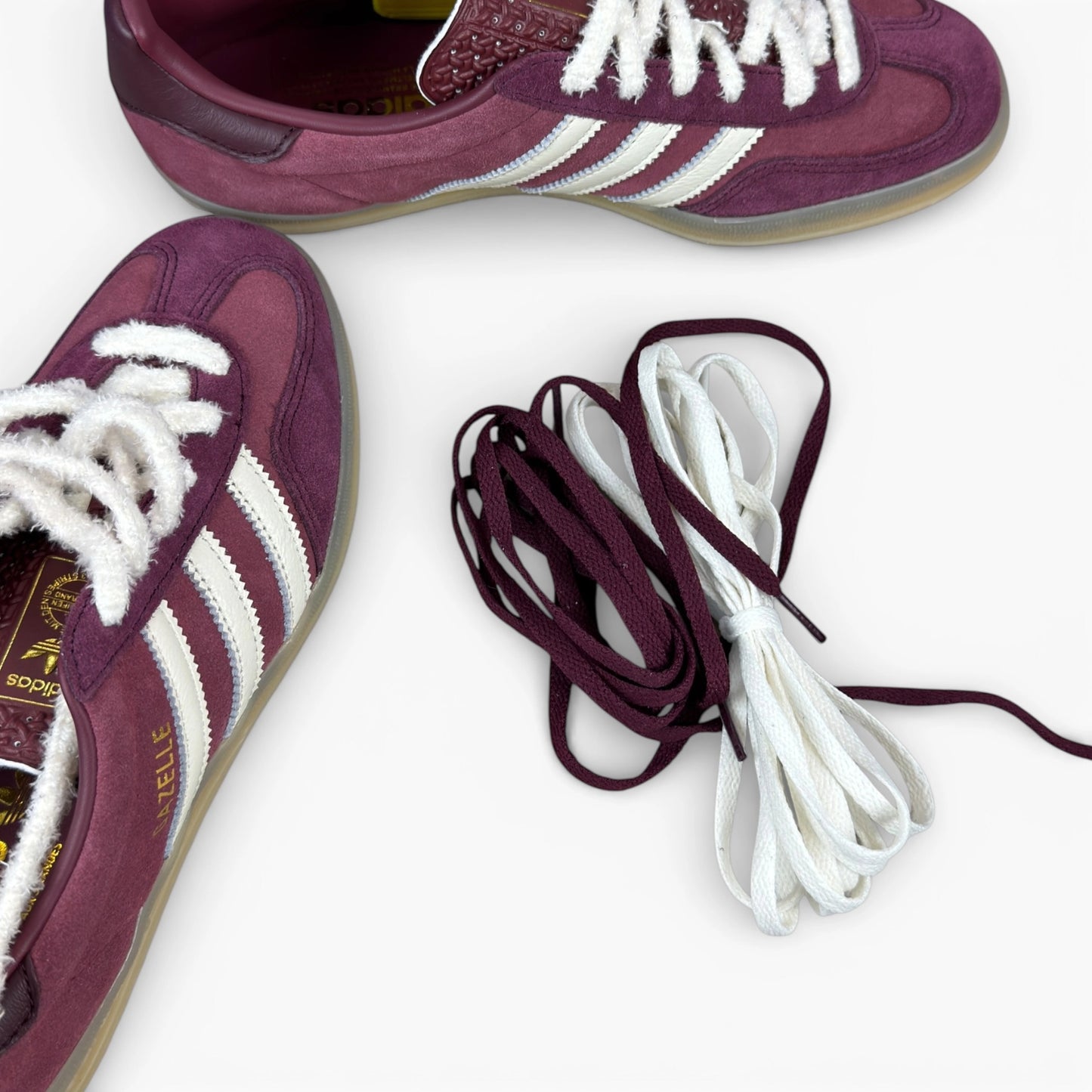 adidas Gazelle Indoor Shadow Red Off White (Women’s) HQ2661 – size EU 39 1/3, brand new with original box