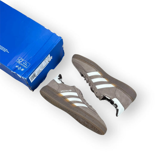 adidas Handball Spezial Chalky Brown Cow Print (Women’s) – size EU 36 2/3, brand new with cut outlet box