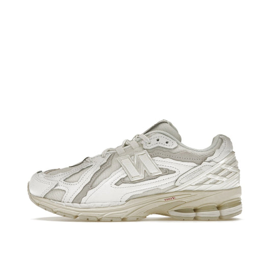 New Balance 1906D Protection Pack sneakers, side view, model M1906DE in total white.