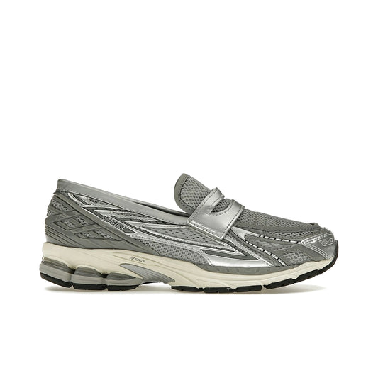 New Balance 1906L Metallic Silver in silver, shadow grey, turtledove with leather and satin