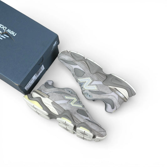 New Balance 9060 Beige / Yellow – JD Exclusive U9060JMB – EU 40, brand new with full original box (damaged, inner paper missing)