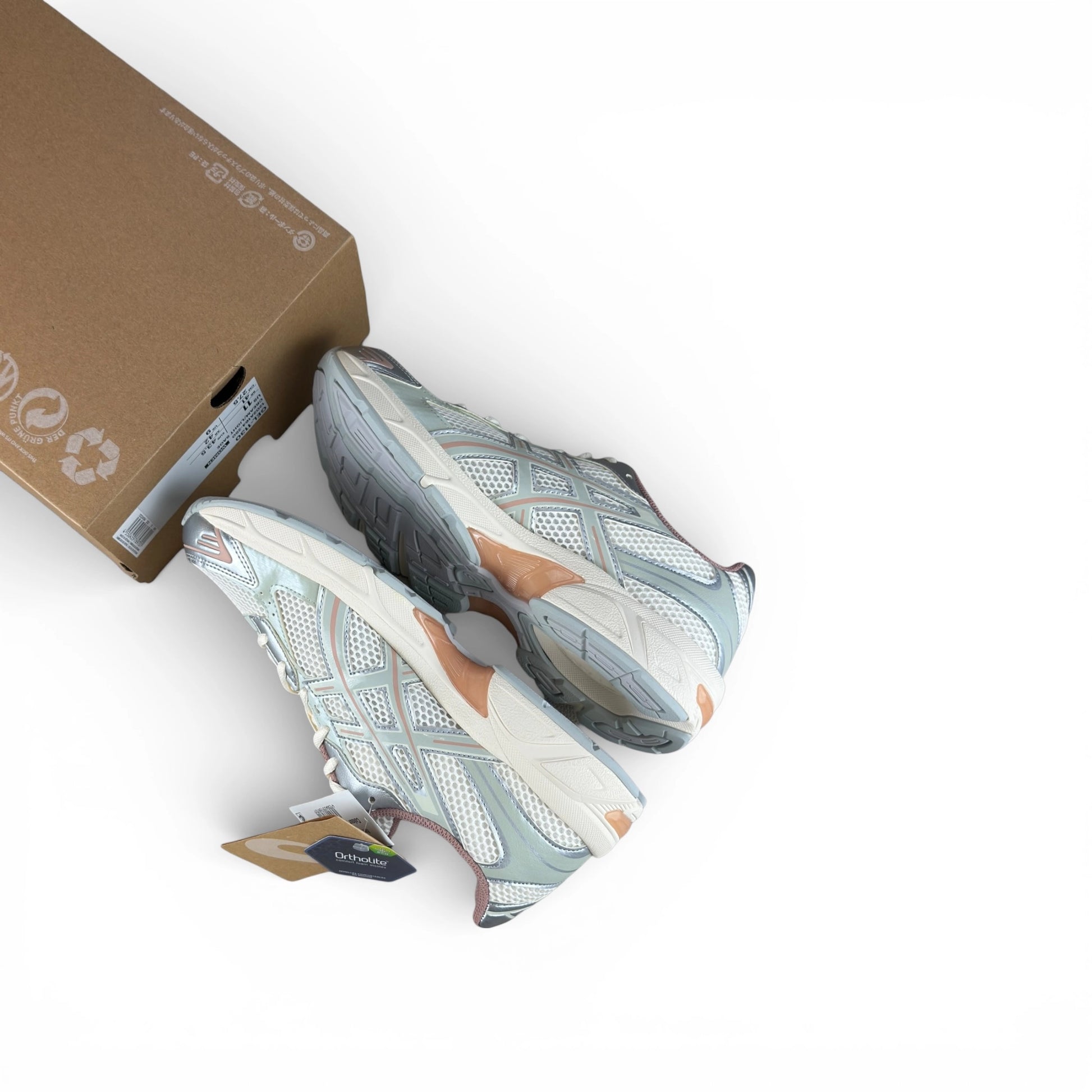 ASICS Gel-1130 Cream Light Sage (Women’s) 1202A164-250 – EU 43½, brand new with cut outlet box