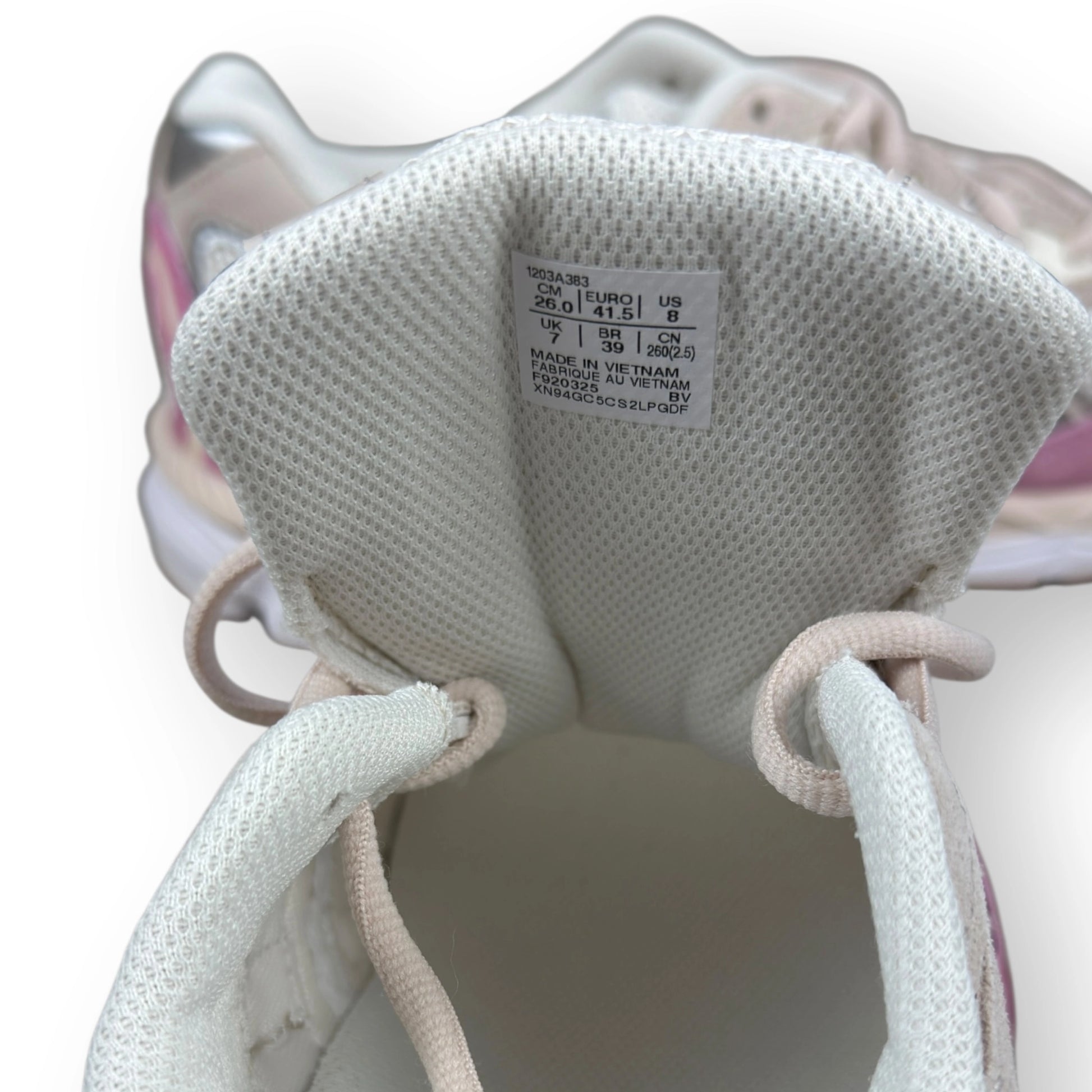 ASICS Gel-NYC Cream Mineral Beige Pink 1203A383-104 – EU 41.5, brand new with original box