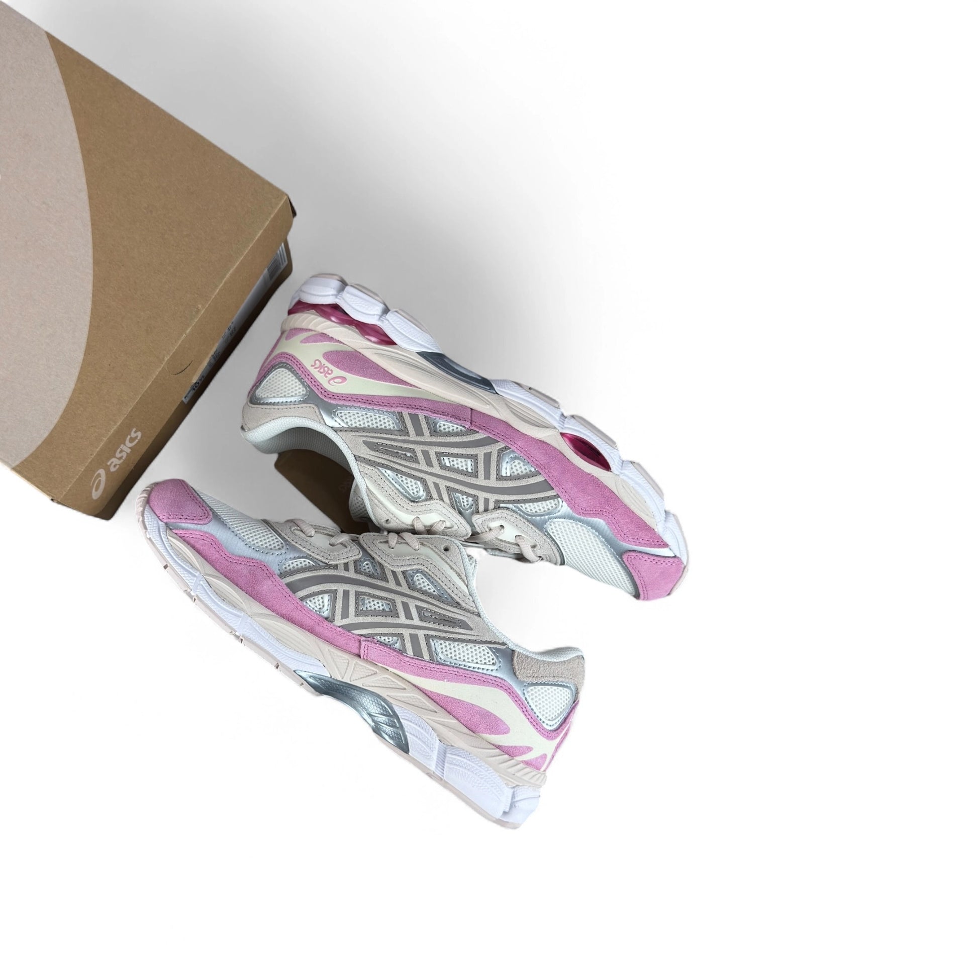 ASICS Gel-NYC Cream Mineral Beige Pink 1203A383-104 – EU 42.5, brand new with original box