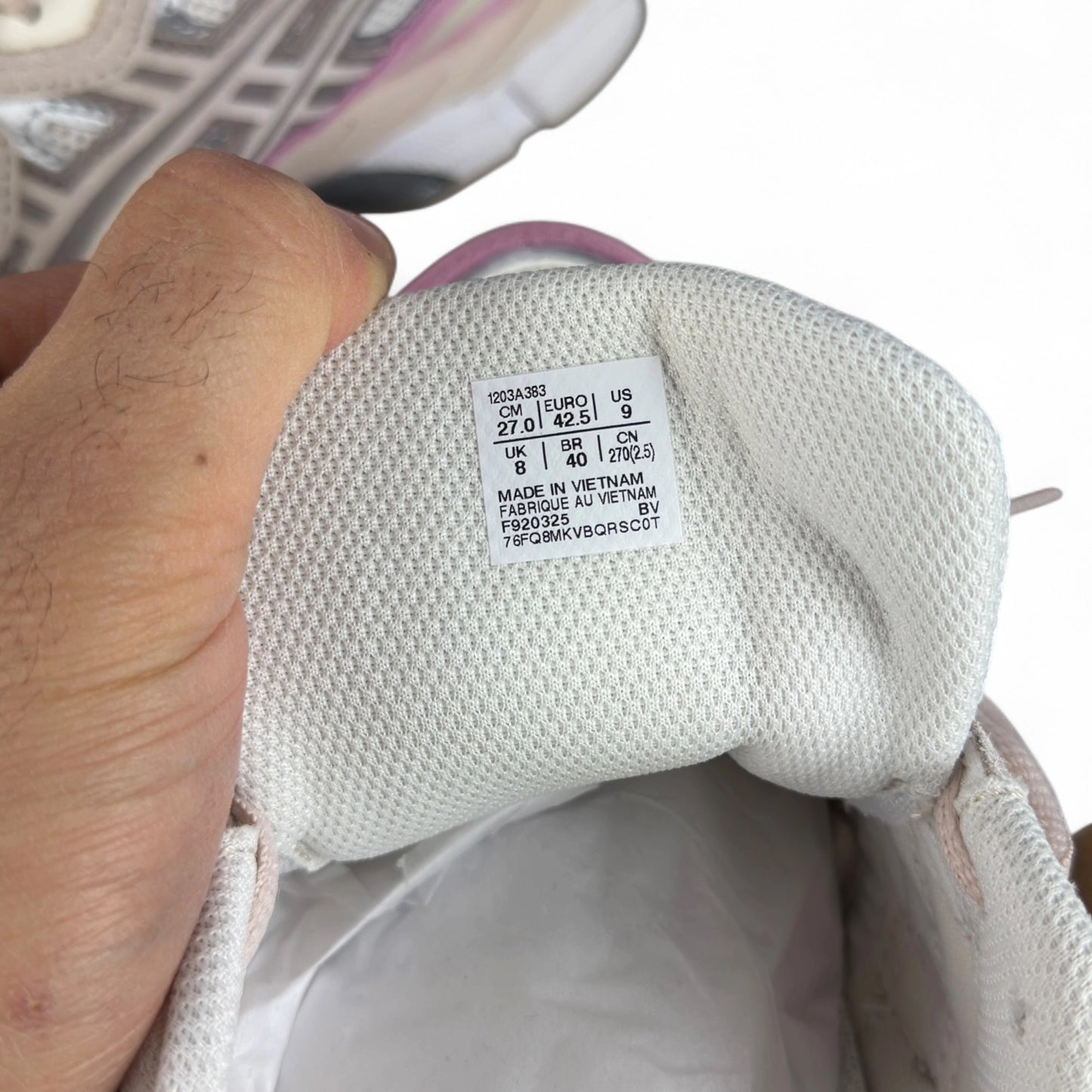 ASICS Gel-NYC Cream Mineral Beige Pink 1203A383-104 – EU 42.5, brand new with original box