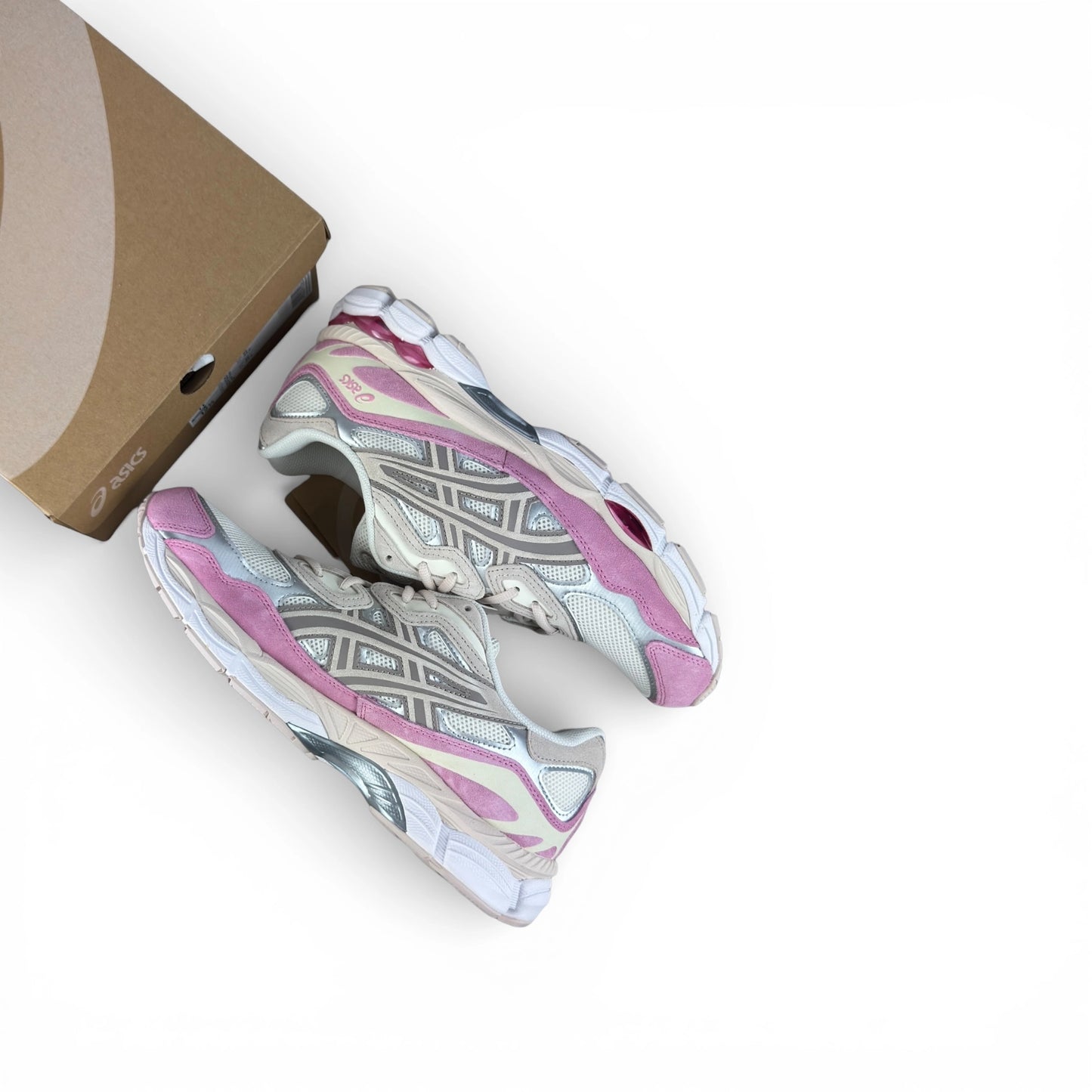 ASICS Gel-NYC Cream Mineral Beige Pink 1203A383-104 – EU 45, brand new with original box