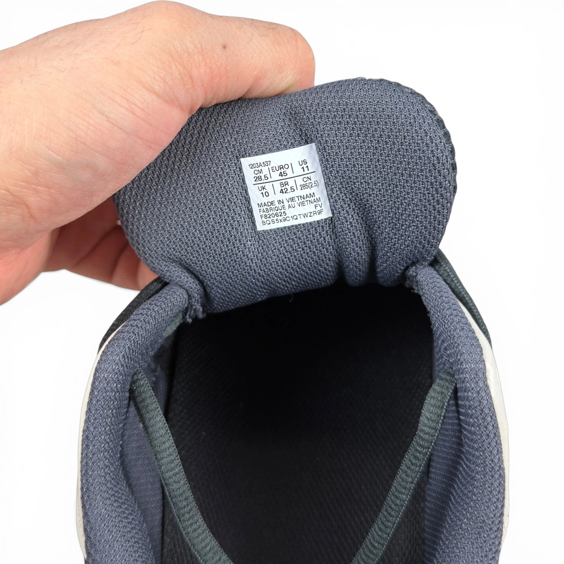 ASICS Gel-Kayano 14 Obsidian Grey Cement 1203A537-024 – EU 45, brand new with original box