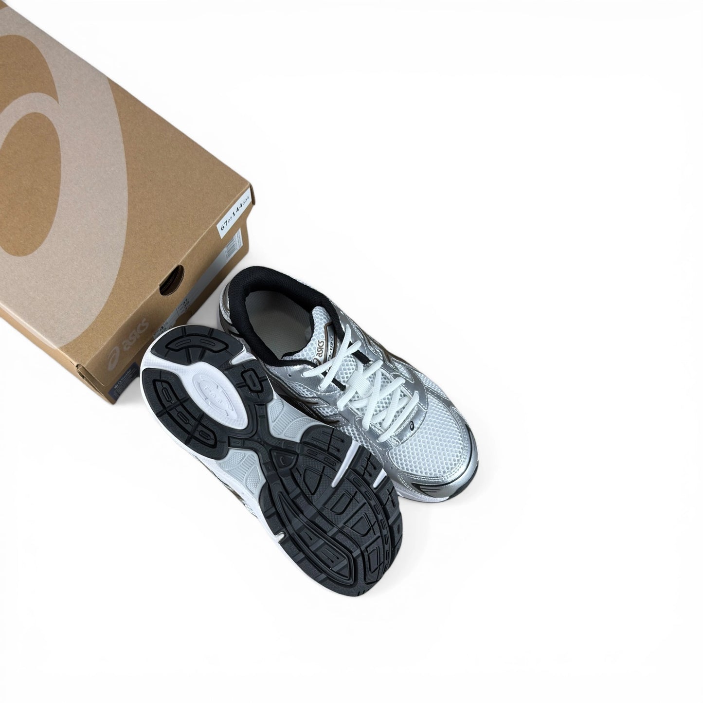 ASICS Gel-1130 White Clay Canyon (GS) 1204A163-104 – EU 37, brand new with original box