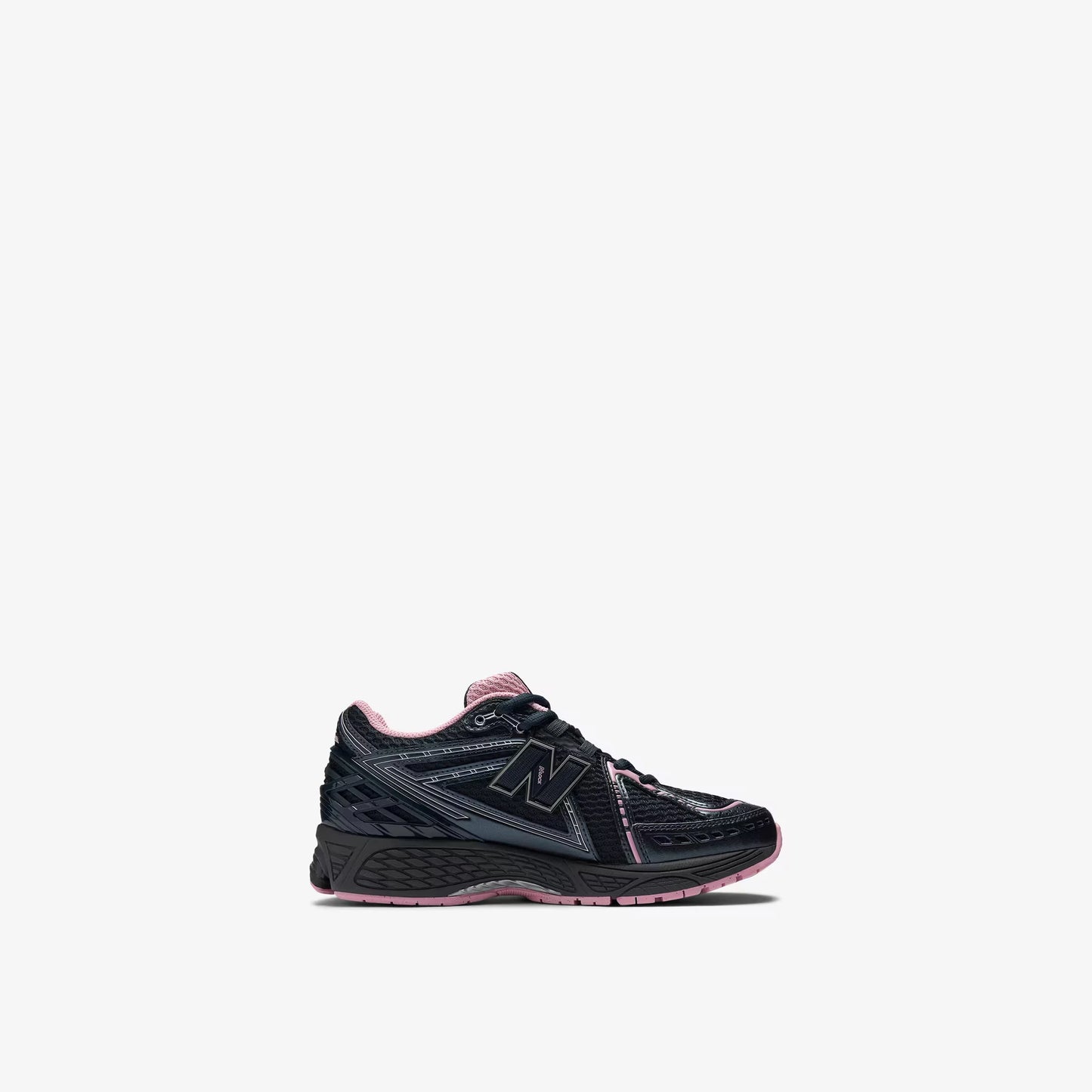 New Balance 1906R Pink Taffy – brand new with original box
