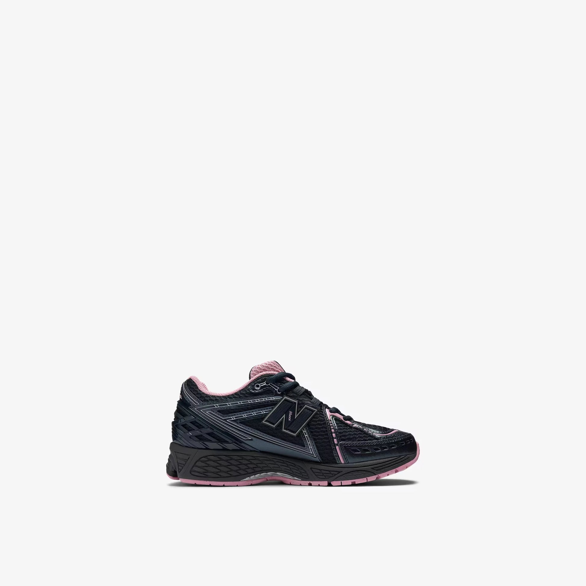 New Balance 1906R Pink Taffy – brand new with original box
