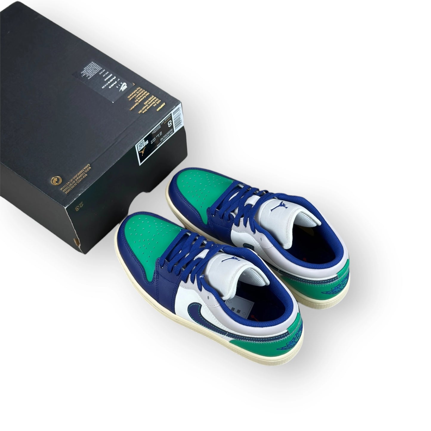 Air Jordan 1 Low Rare Air 553558-147 – EU 41, brand new with cut outlet box
