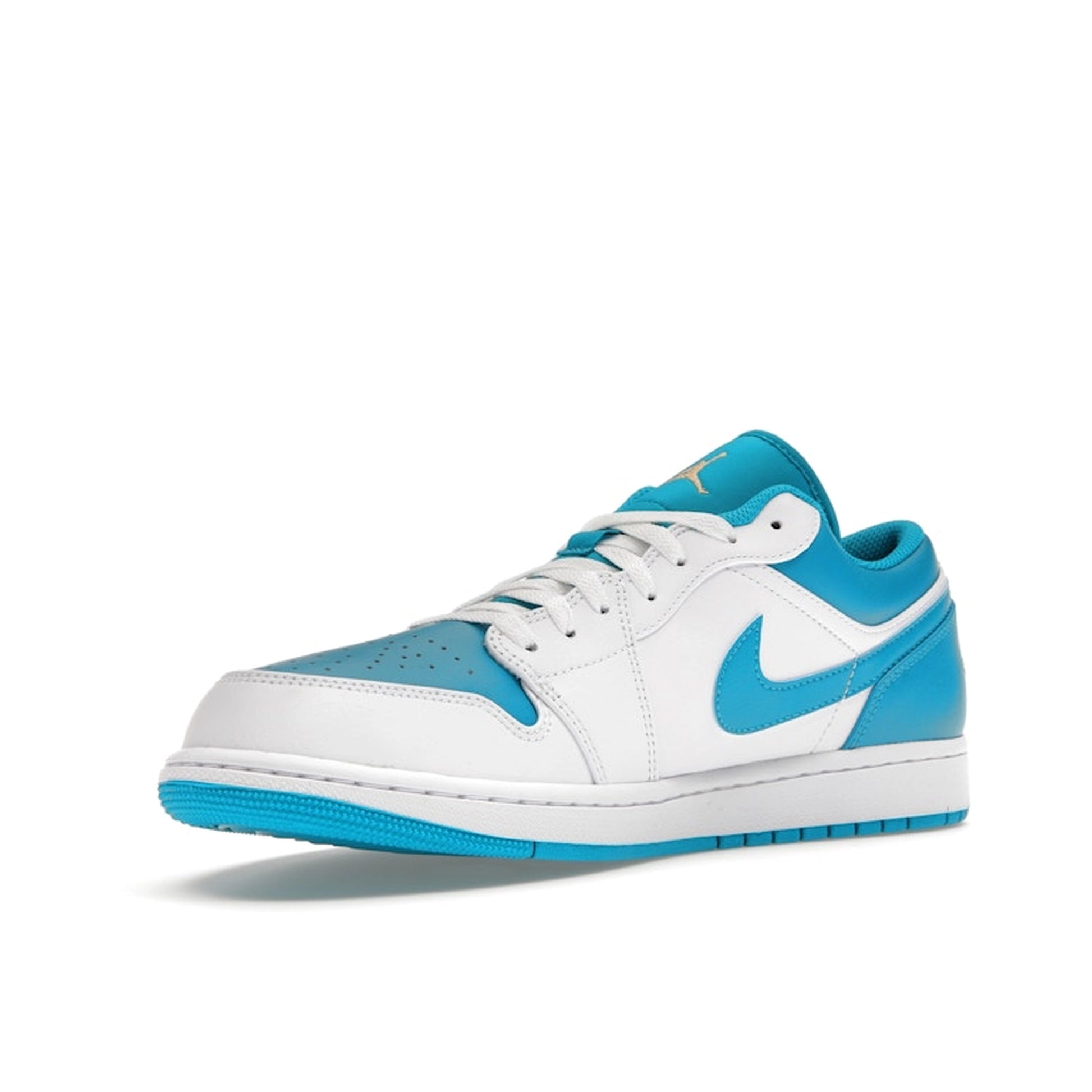 Air Jordan 1 Low sneakers, front view, model 553558-174, aquatone with white and navy accents.