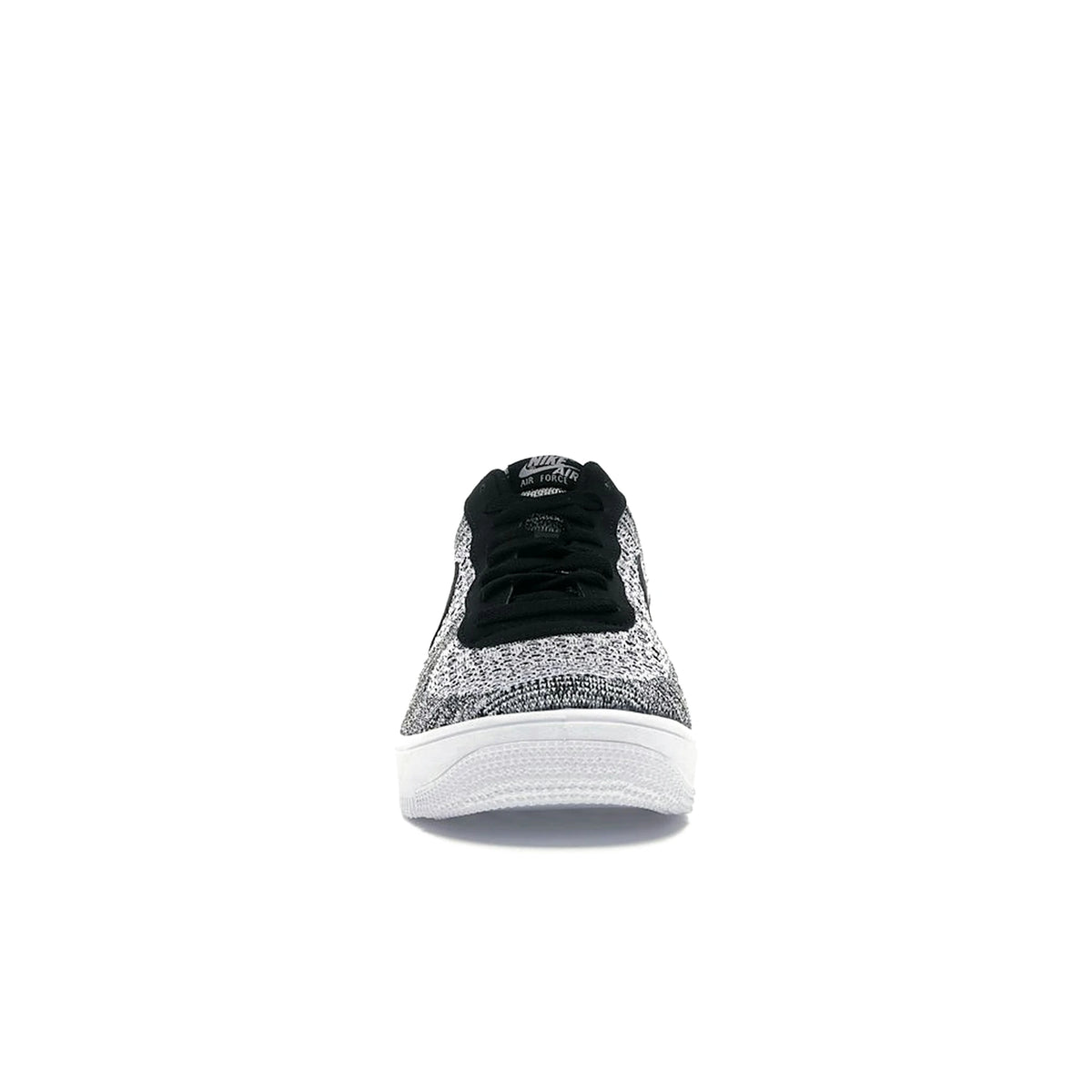 Nike Air Force 1 Flyknit 2 in black, pure platinum and white textile‑leather upper – image 2 of 4