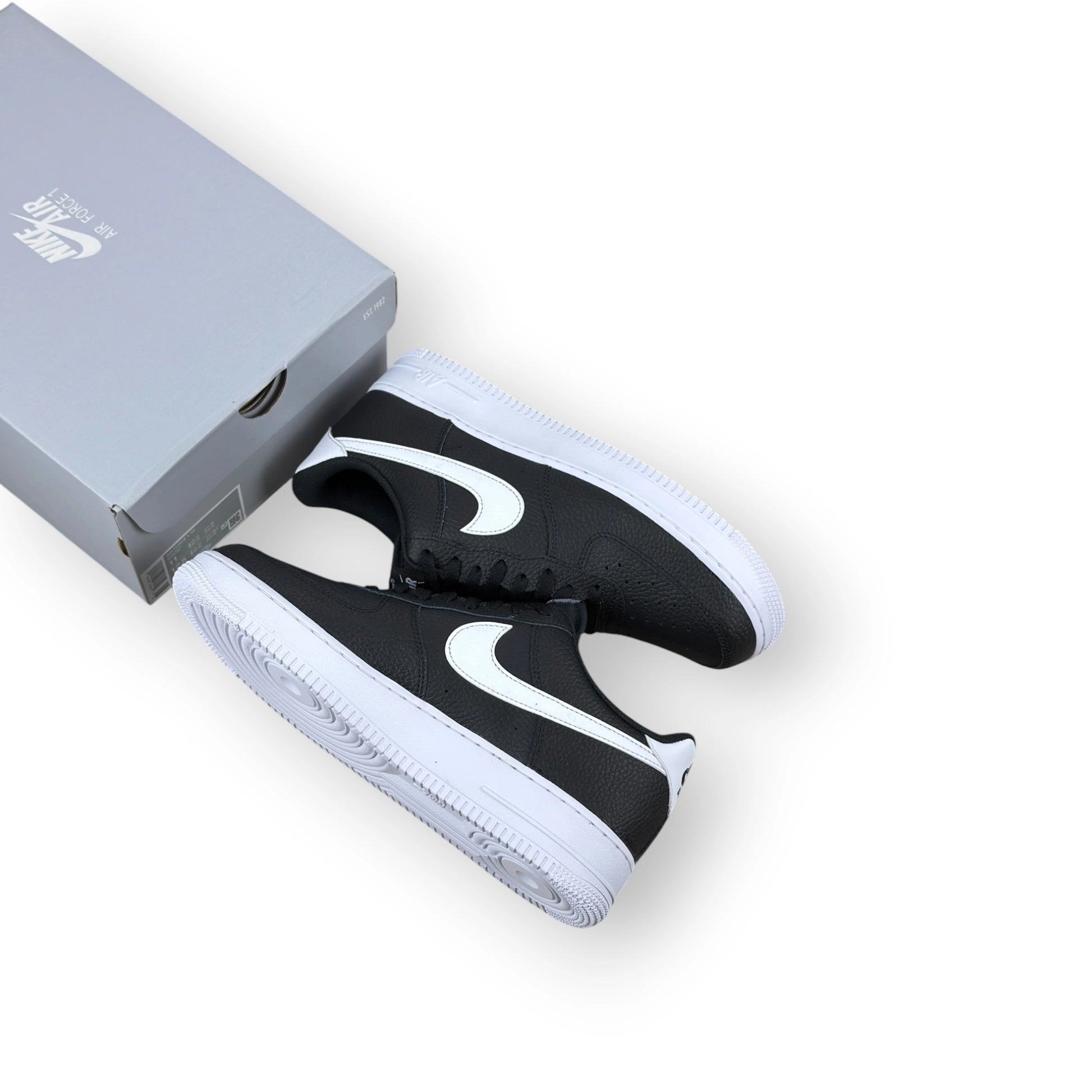 Nike Air Force 1 Low '07 Black White Pebbled Leather CT2302-002 – EU 45, brand new with original box