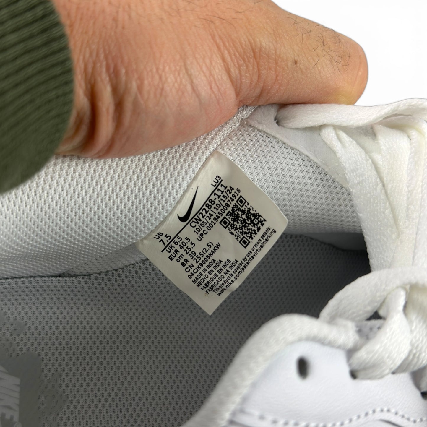 Nike Air Force 1 Low ’07 White CW2288-111 – EU 40.5, brand new with original box