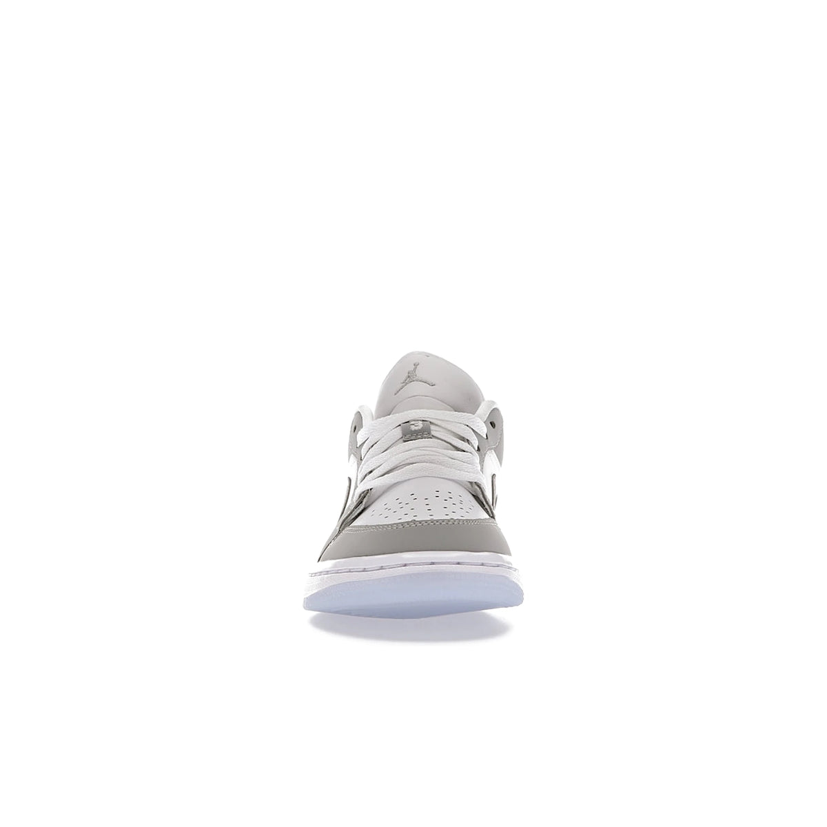 Jordan 1 Low Wolf Grey women's shoes in white and wolf grey with aluminium accents – image 2 of 4