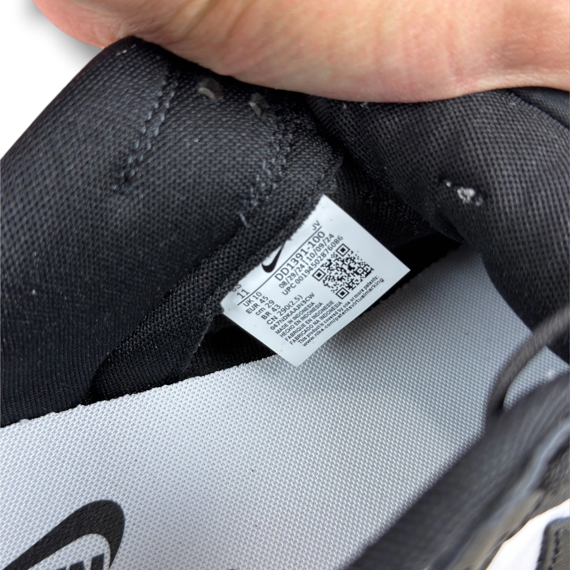 Nike Dunk Low Retro White Black Panda DD1391-100 – EU 45, brand new with original box