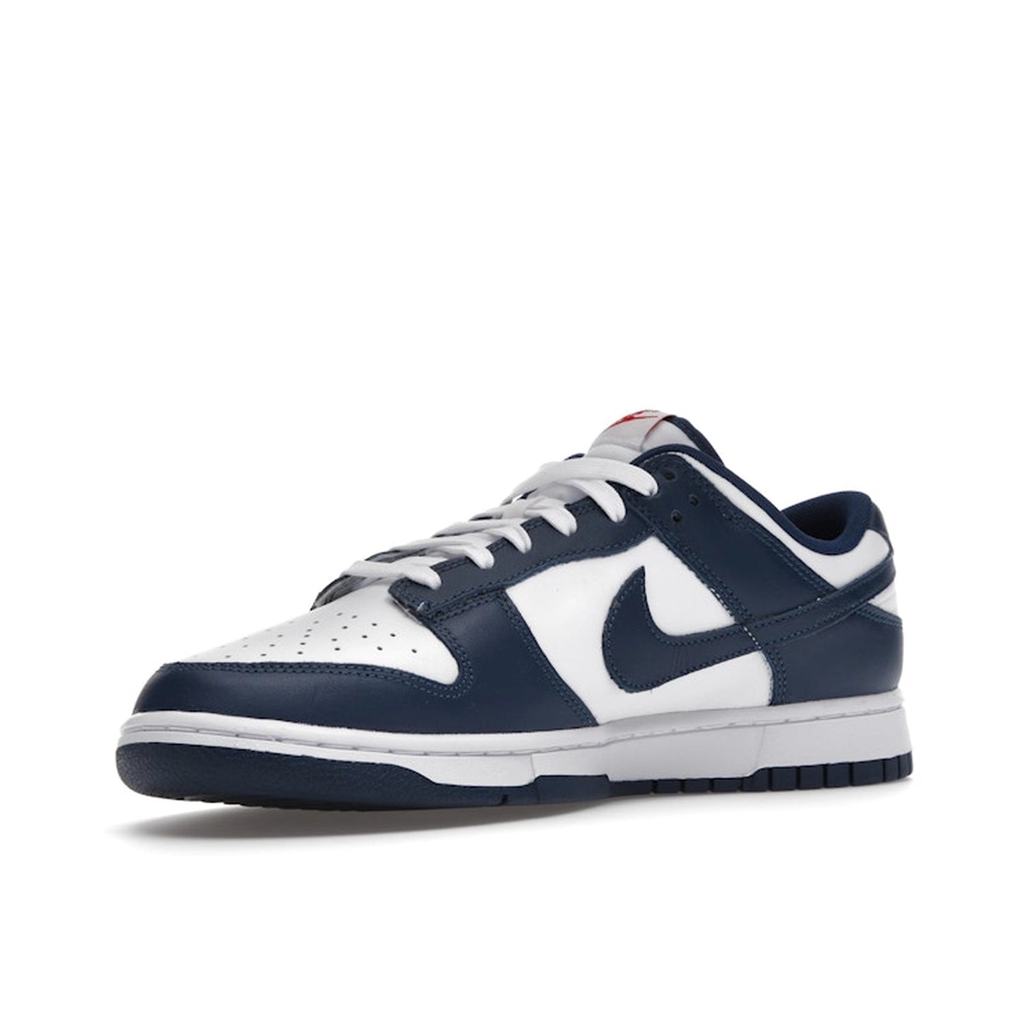 Nike Dunk Low Valerian Blue sneakers, front view, model DD1391-400, featuring a blue upper with white accents.