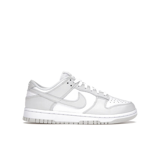 Nike Dunk Low Photon Dust women’s sneaker in white and light smoke grey leather and suede
