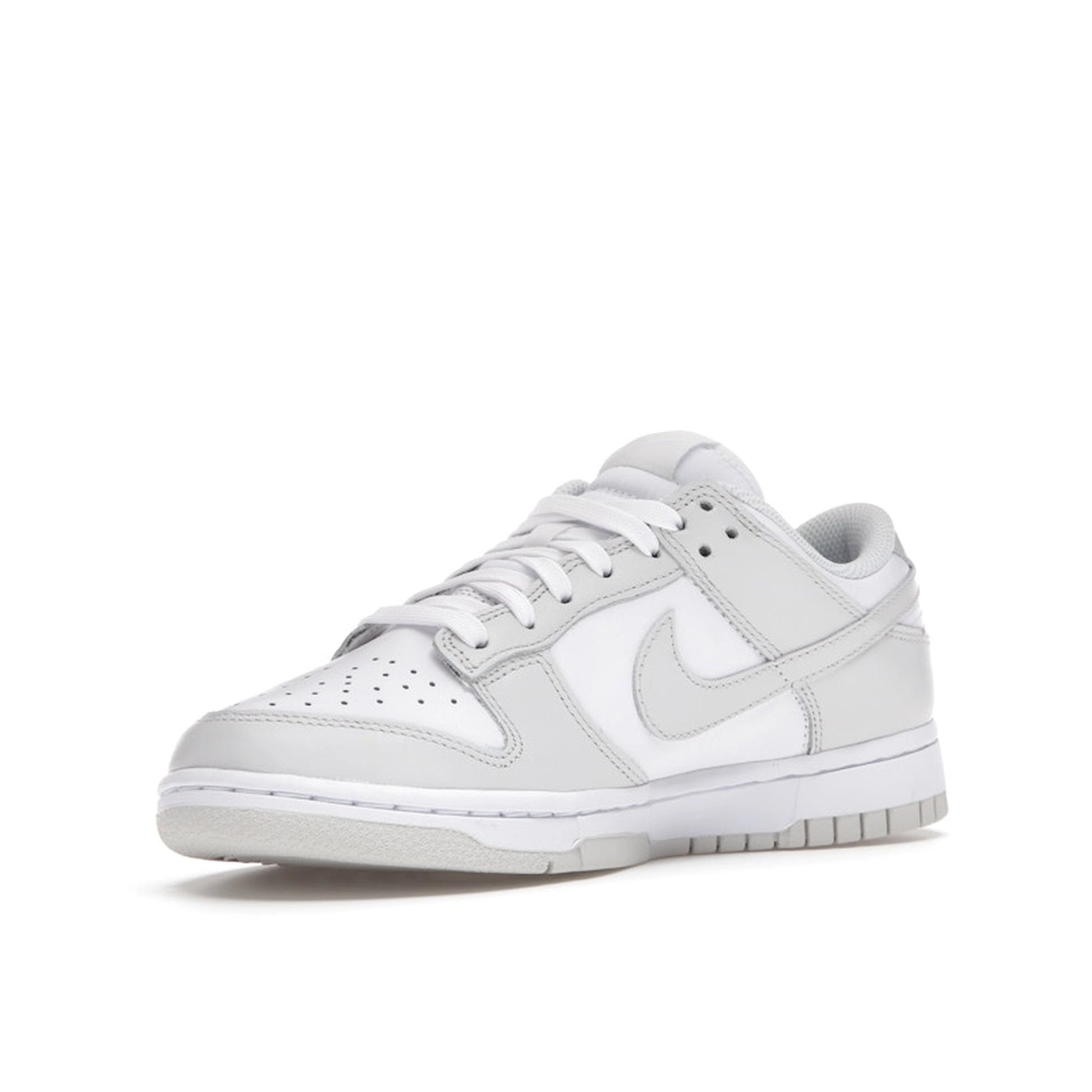 Nike Dunk Low Photon Dust Women's sneakers, front view, model DD1503-103 in white and photon dust.