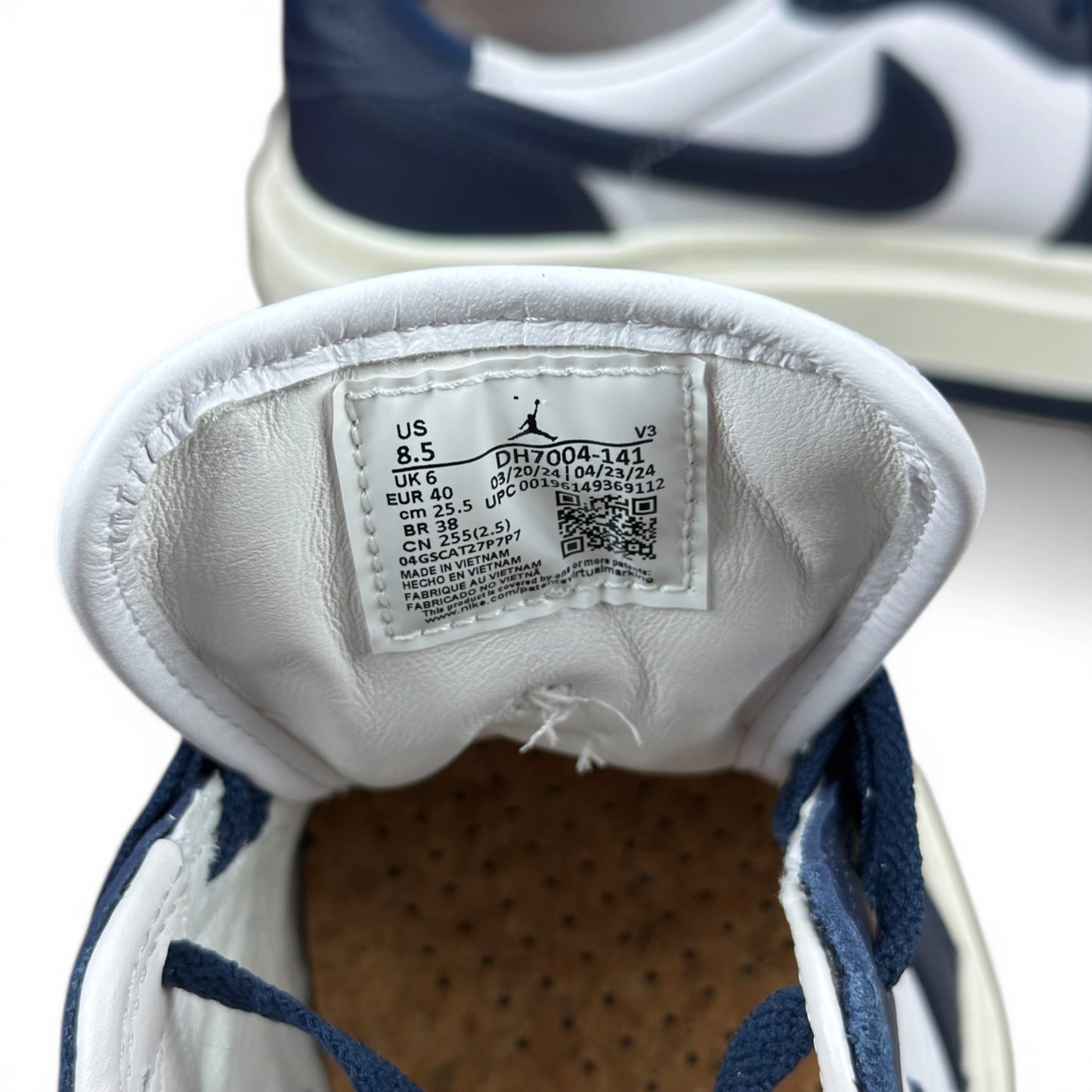 Jordan 1 Elevate Low Midnight Navy (Women’s) DH7004-141 – size EU 40, brand new with original box