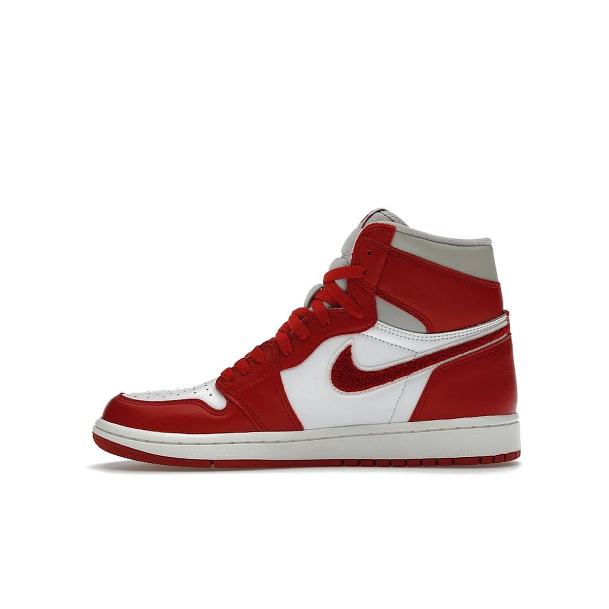Jordan 1 Retro High OG Varsity Red women's leather shoe in Light Iron Ore/Varsity Red-Sail – image 3 of 4