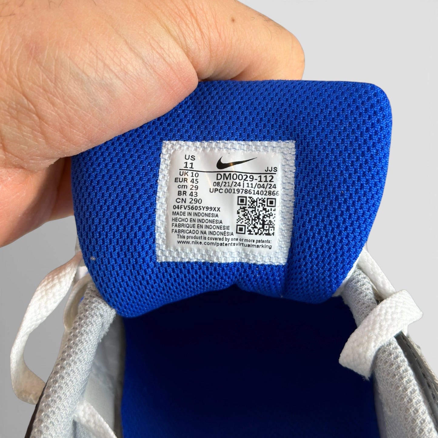 Nike Air Max 90 Hyper Blu DM0029-112 – EU 45, brand new outlet pair