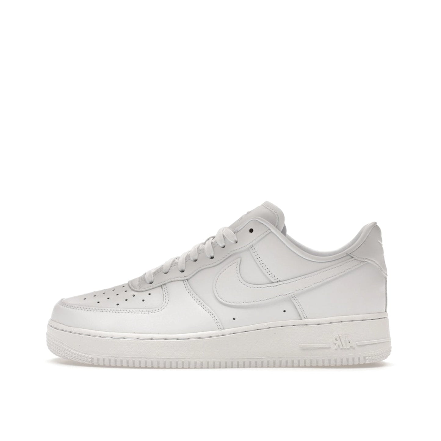 Nike Air Force 1 '07 Fresh sneakers, side view, model DM0211-100 in total white.