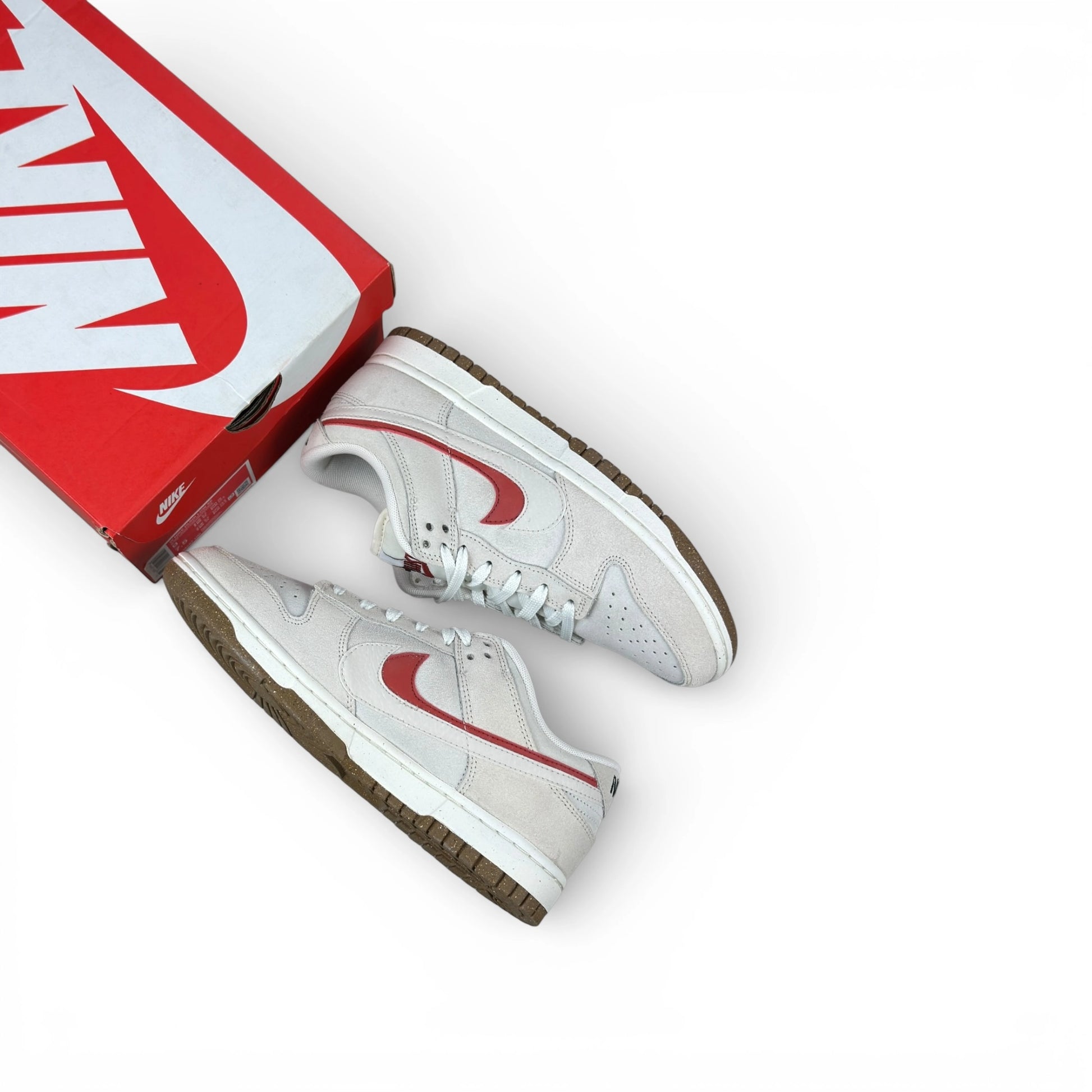 Nike Dunk Low SE ‘85 Double Swoosh Sail Orange DO9457-100 – Women’s EU 40.5, brand new with original box