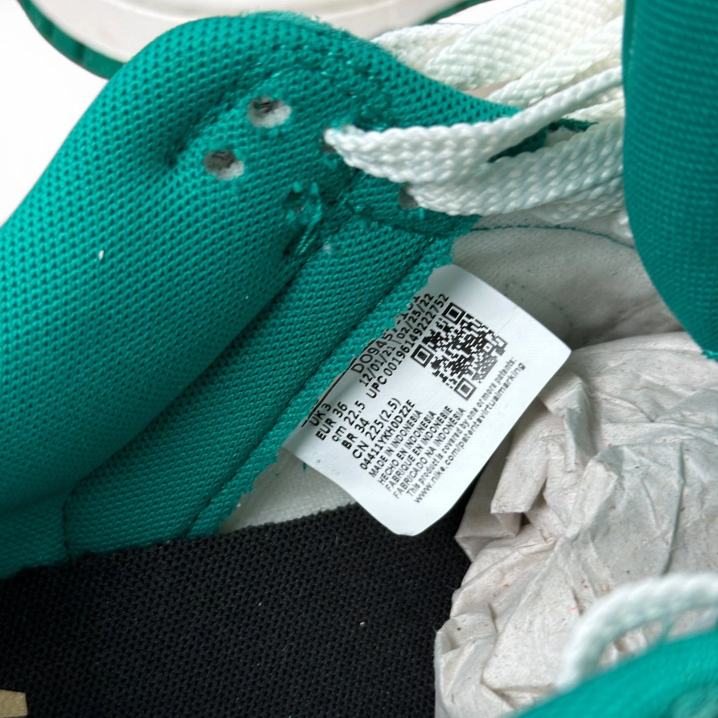 Nike Dunk Low SE 85 Neptune Green (Women’s) DO9457-101 – EU 36, brand new with original box