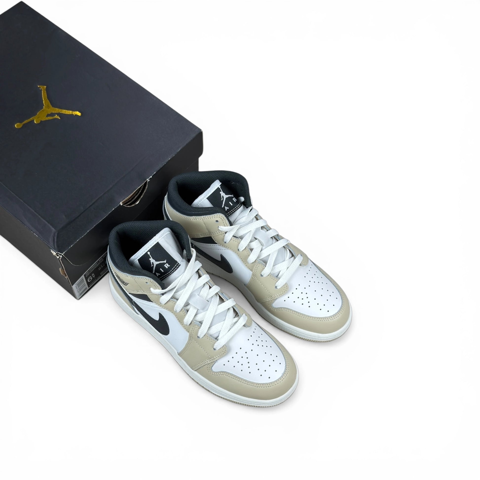 Jordan 1 Mid White Off Noir Rattan (GS) DQ8423-153 – EU 39, brand new with original box