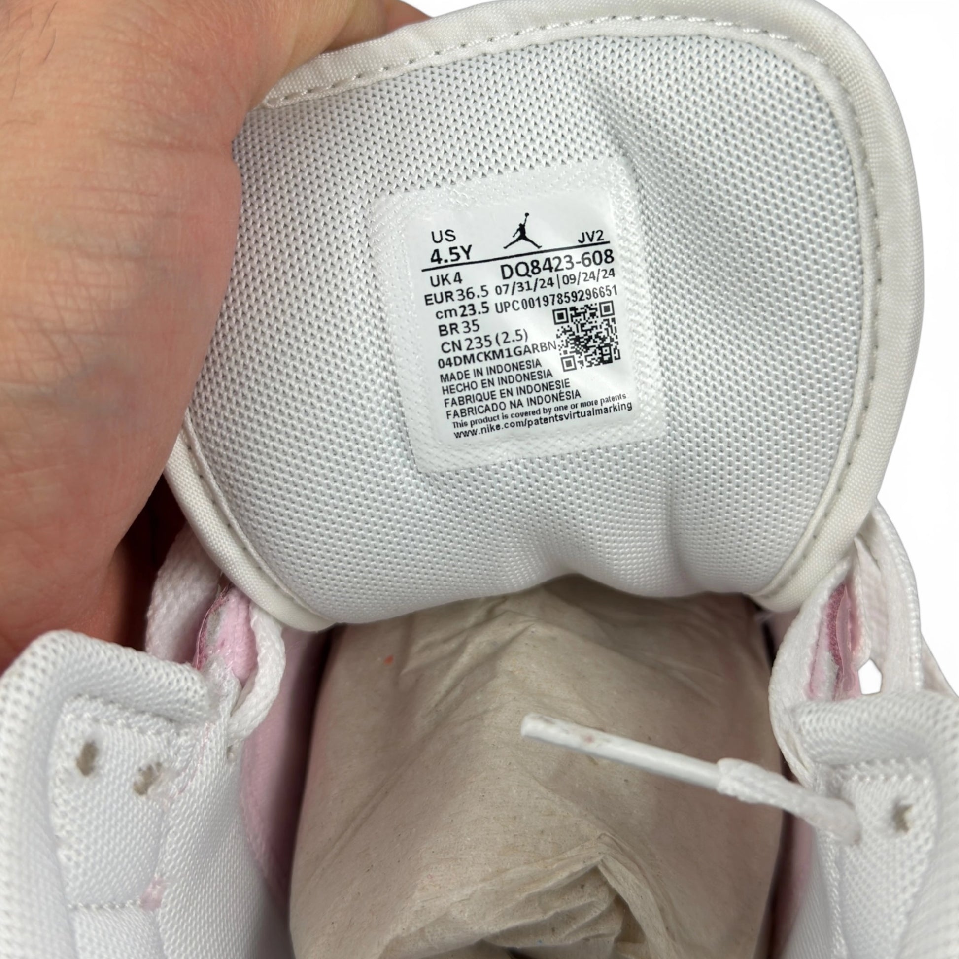 Jordan 1 Mid Pink Foam Fire Red (GS) DQ8423-608 – EU 36.5, brand new with cut box