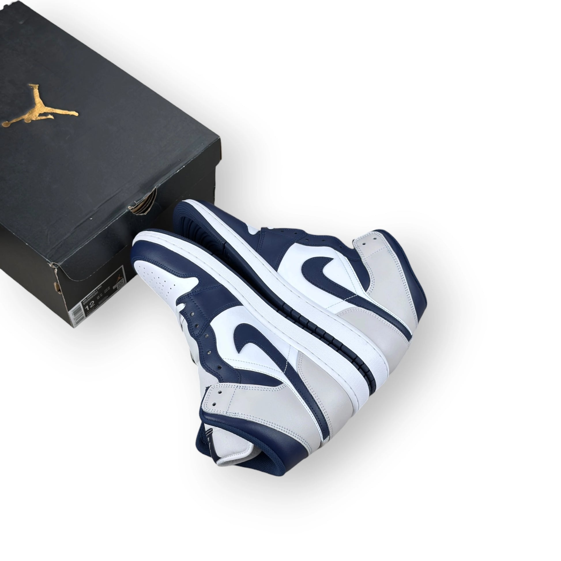 Air Jordan 1 Mid Neutral Grey Midnight Navy DQ8426-146 – EU 46, brand new with original box