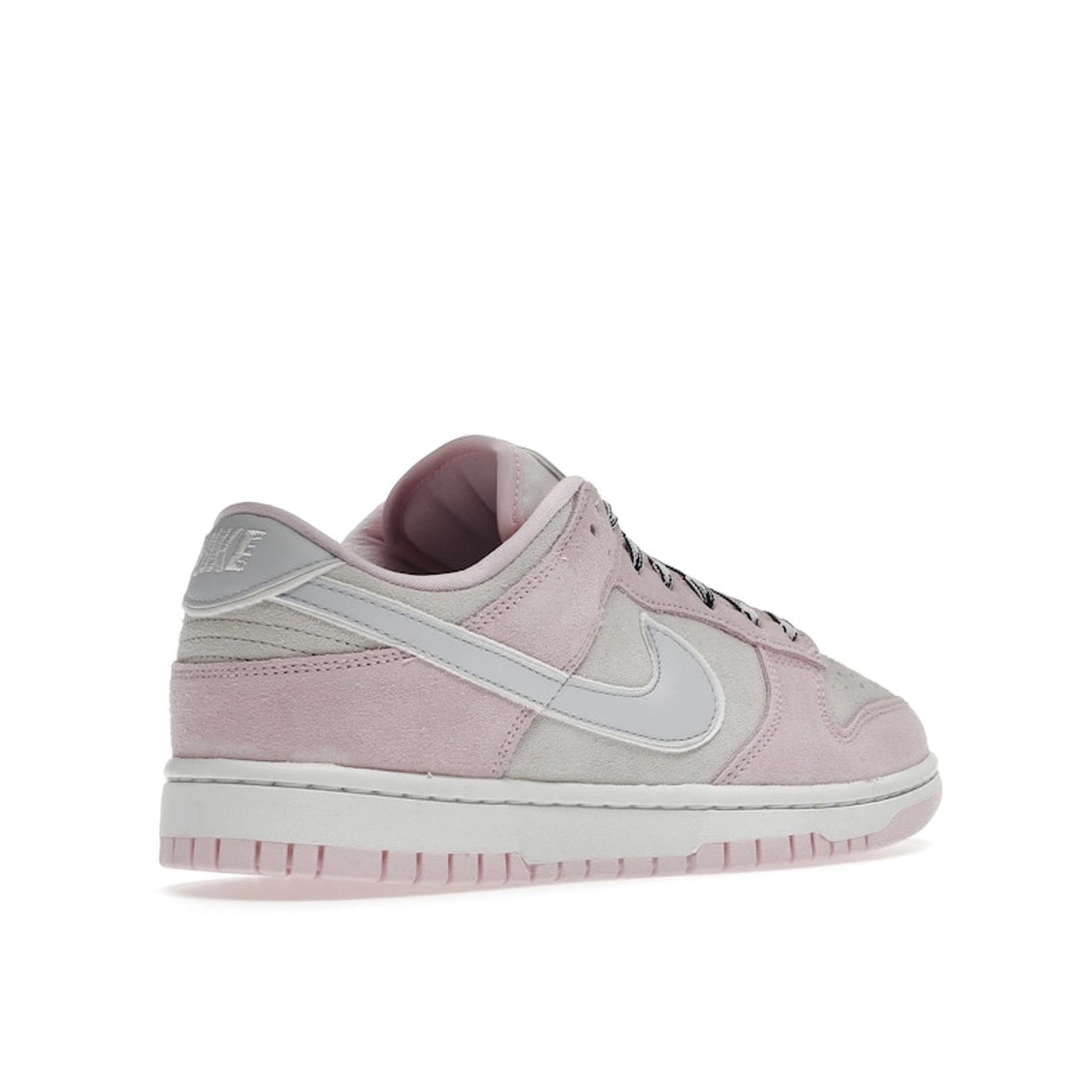 Nike Dunk Low LX Women's sneakers, back view, model DV3054-600 in pink foam with white details.