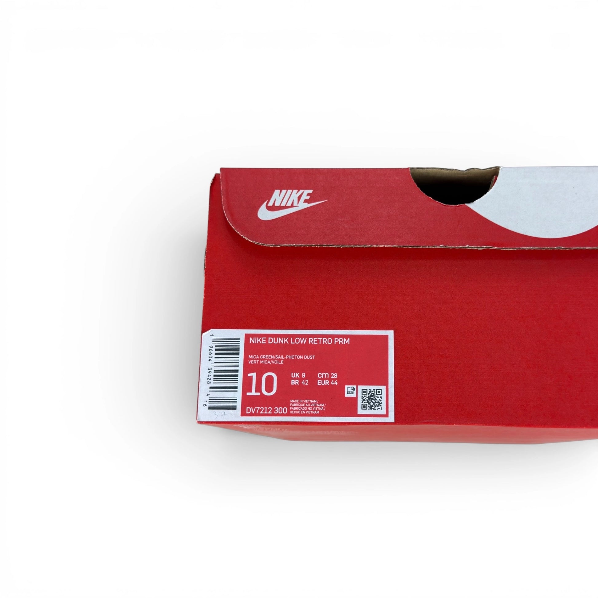 Nike Dunk Low Mica Green DV7212-300 – EU 44, brand new with original box