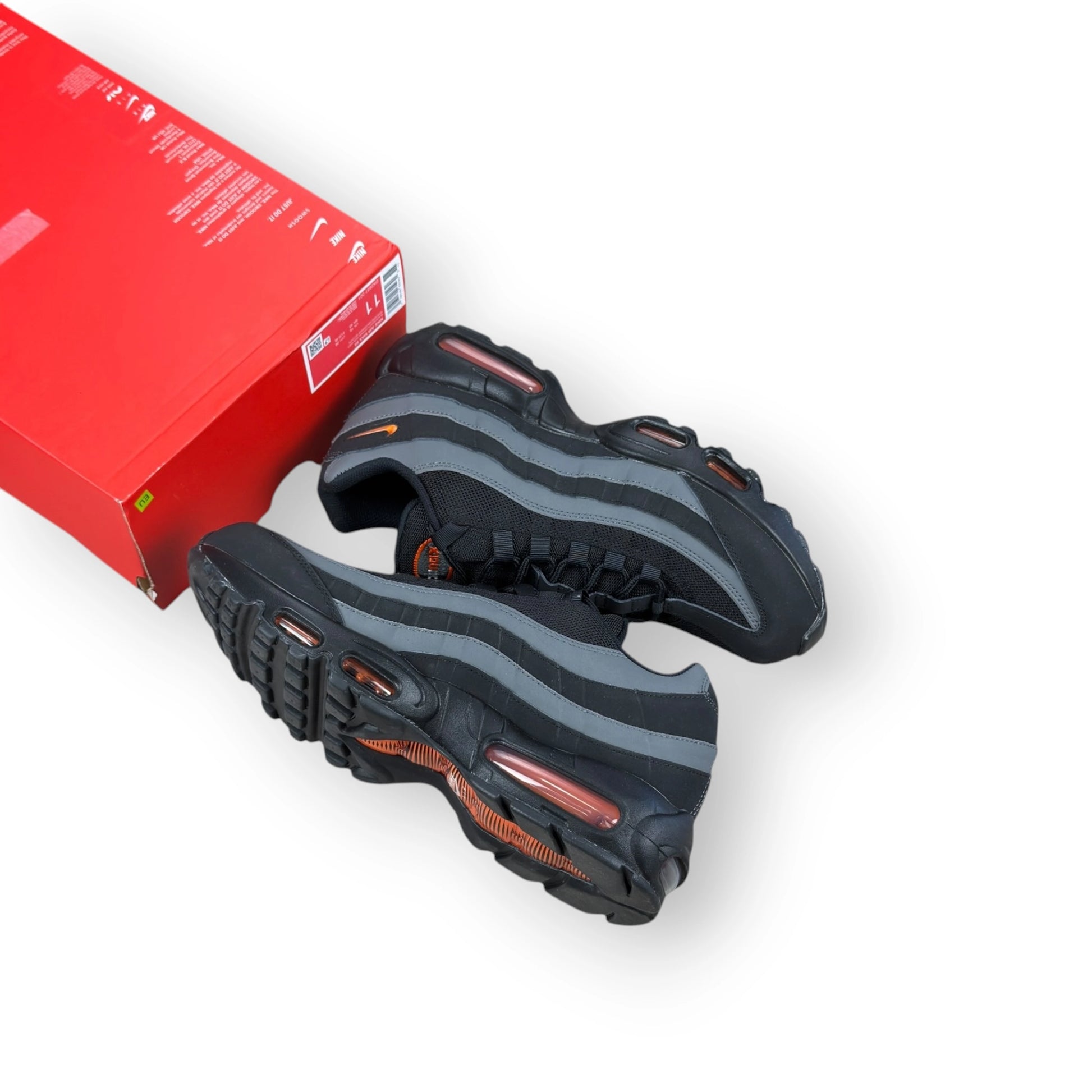 Nike Air Max 95 Black Grey Safety Orange DX2657-001 – EU 45, brand new with cut box