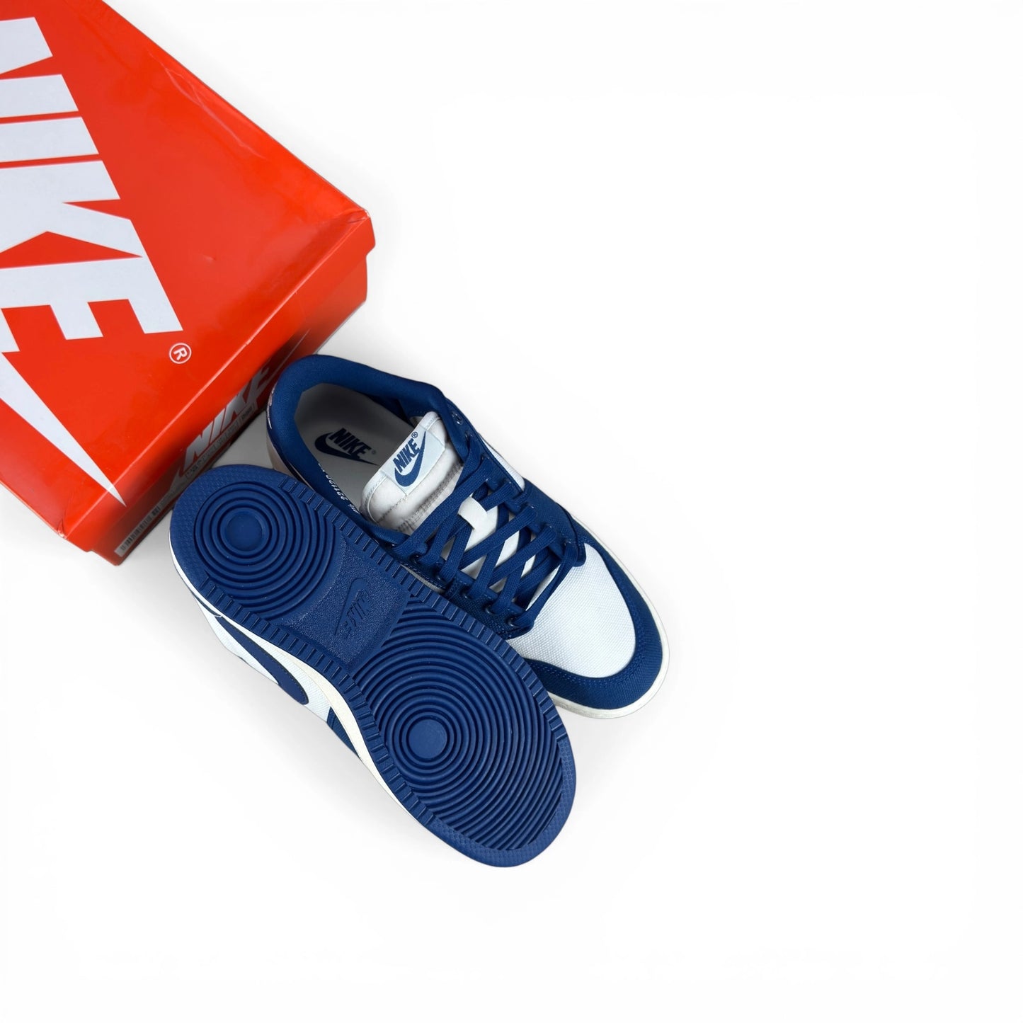 Jordan 1 Retro AJKO Low Kentucky DX4981-103 – EU 43, brand new with original box