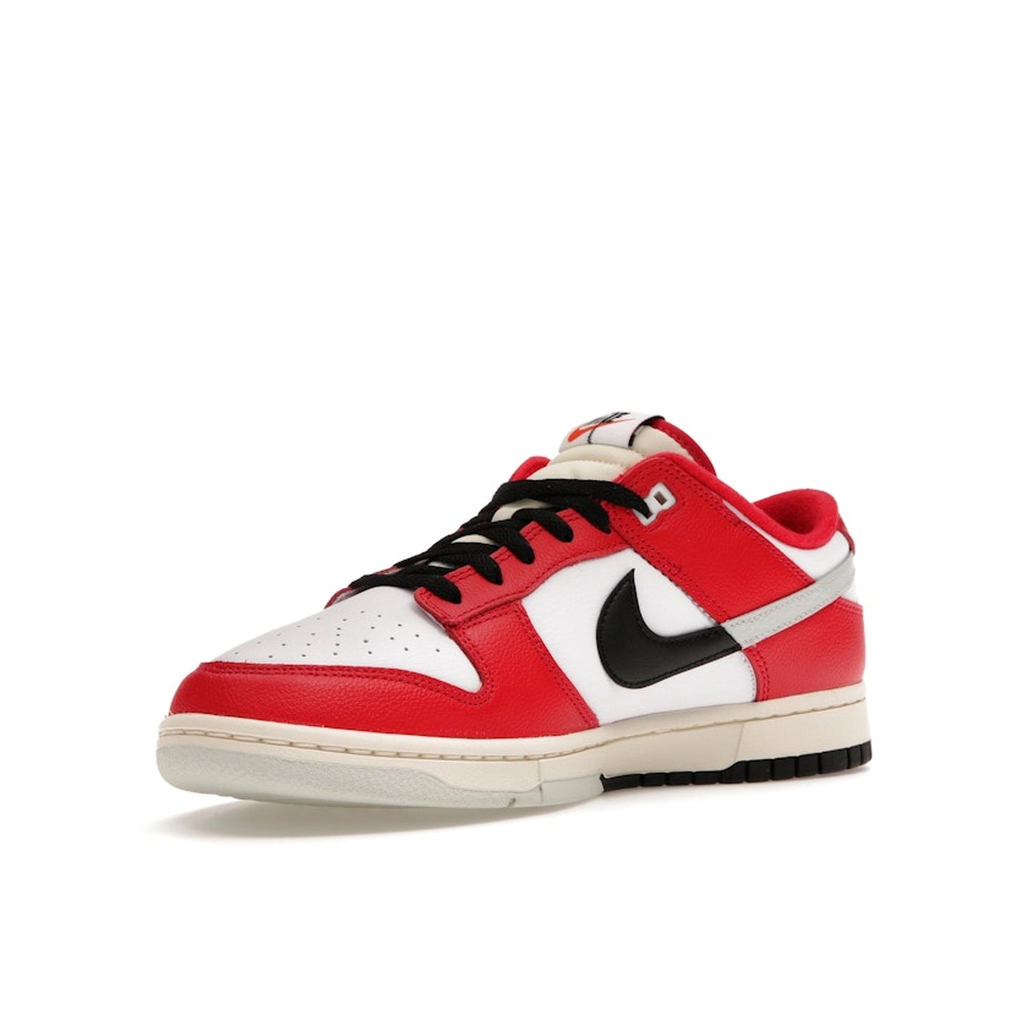 Nike Dunk Low Chicago Split sneakers, front view, model DZ2536-600, in red and white with black accents.