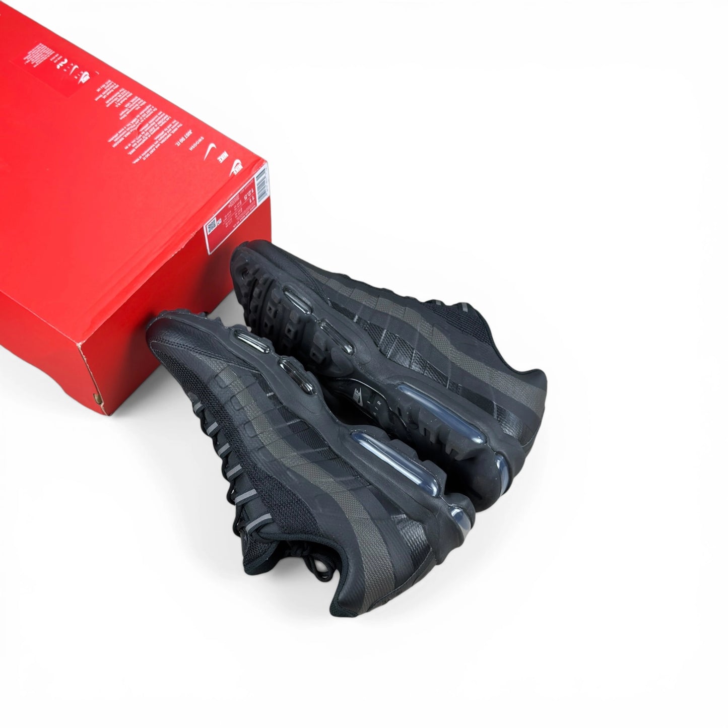 Nike Air Max 95 Ultra Black Medium Ash DZ4503-001 – EU 45, brand new with cut box