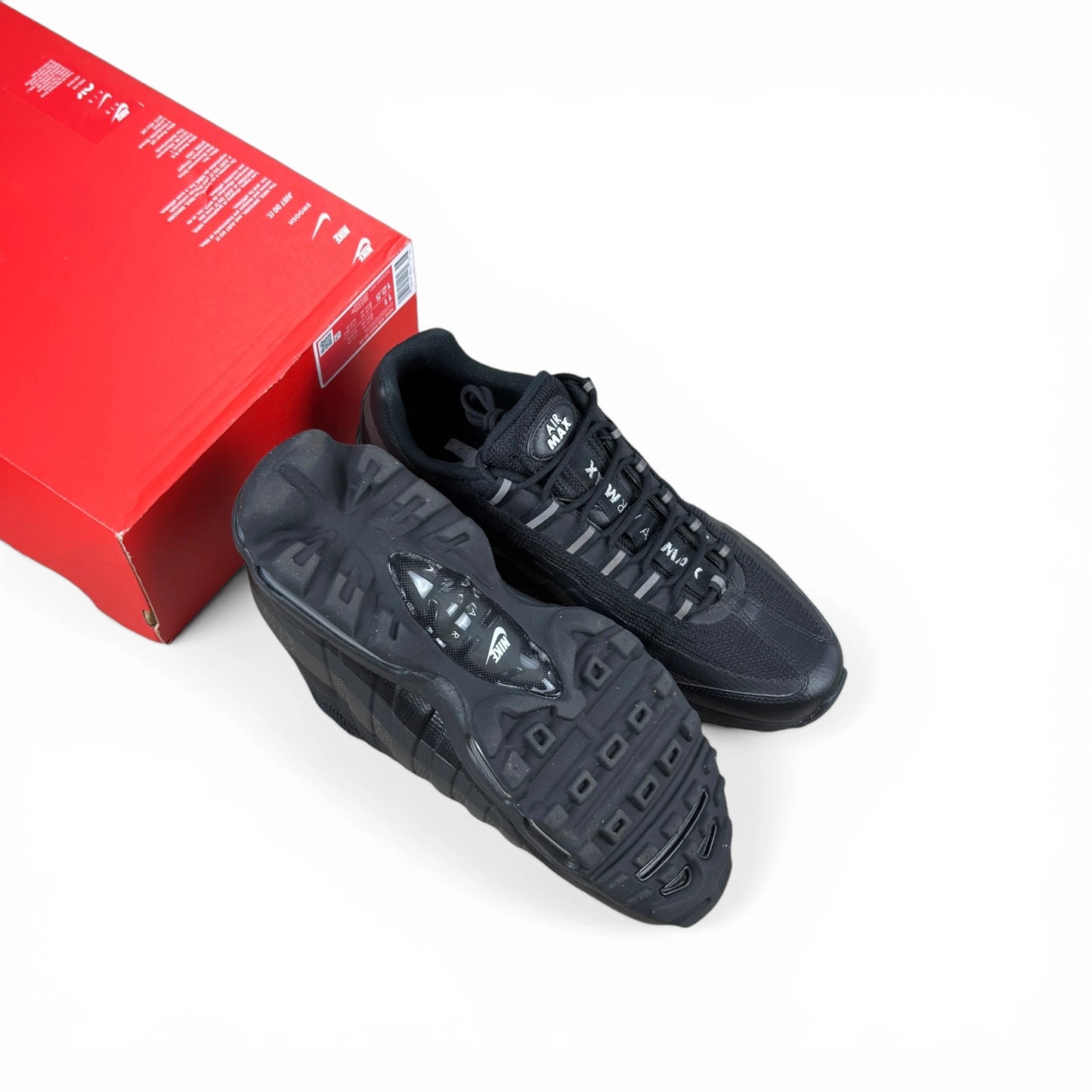 Nike Air Max 95 Ultra Black Medium Ash DZ4503-001 – EU 45, brand new with cut box